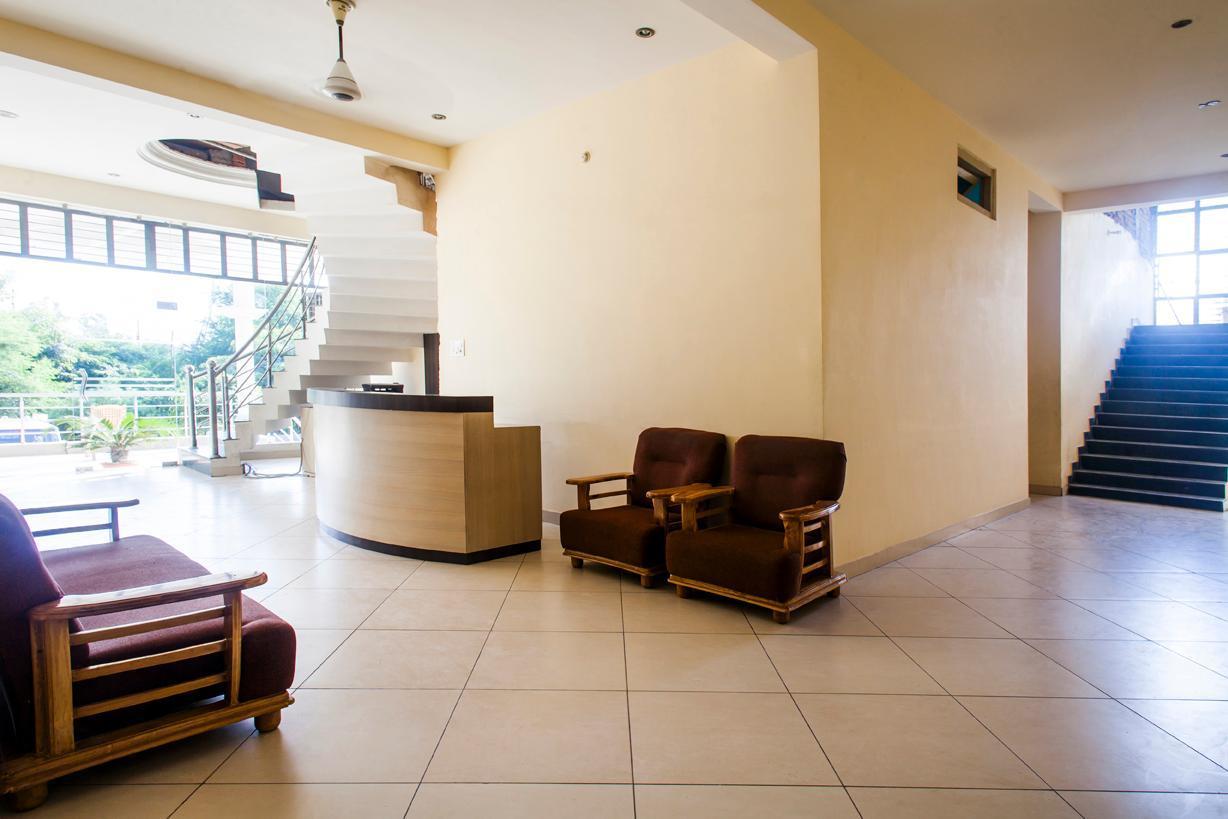Ramprastha Hotel Ayodhya Exterior photo