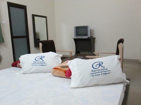 Ramprastha Hotel Ayodhya Exterior photo